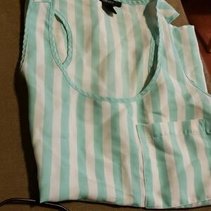 Sleeveless top size S